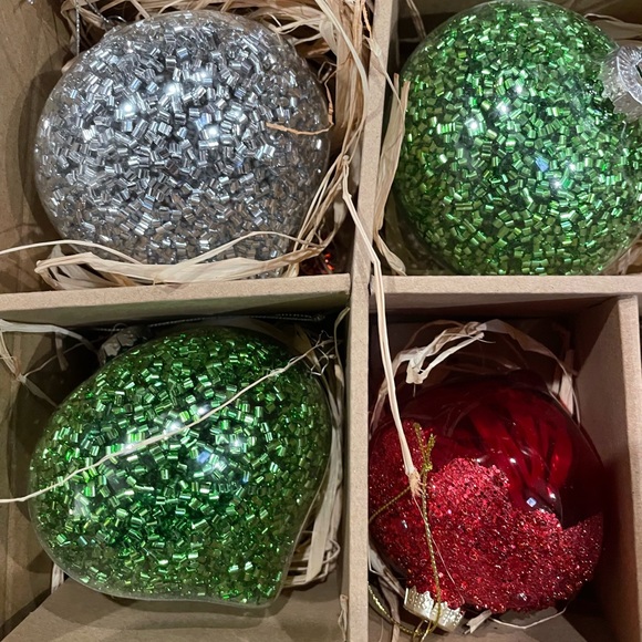 Kirkland’s Assorted Glitter Glass Ornaments - Picture 9 of 15